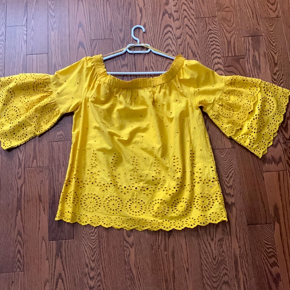 Yellow eyelet blouse off the shoulder top - Picture 1 of 1